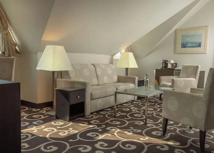 Grand Bohemia 5* Prague