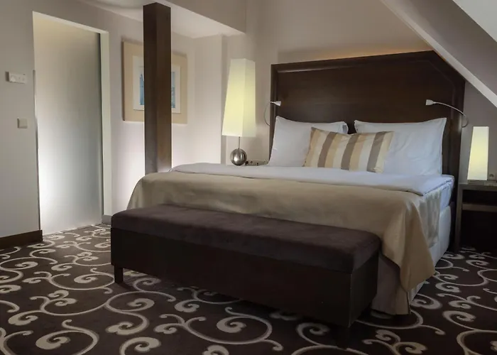 Grand Bohemia 5*